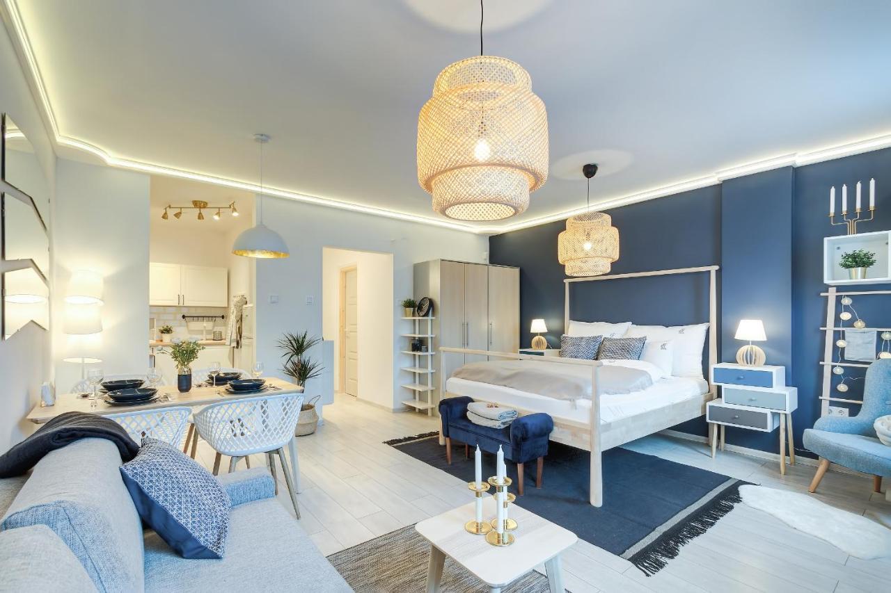 D.Five Gozsdu Garden Studio Apartment บูดาเปสต์ ภายนอก รูปภาพ
